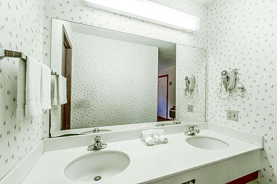 Hotel O Eureka Springs - Christ of Ozark Area