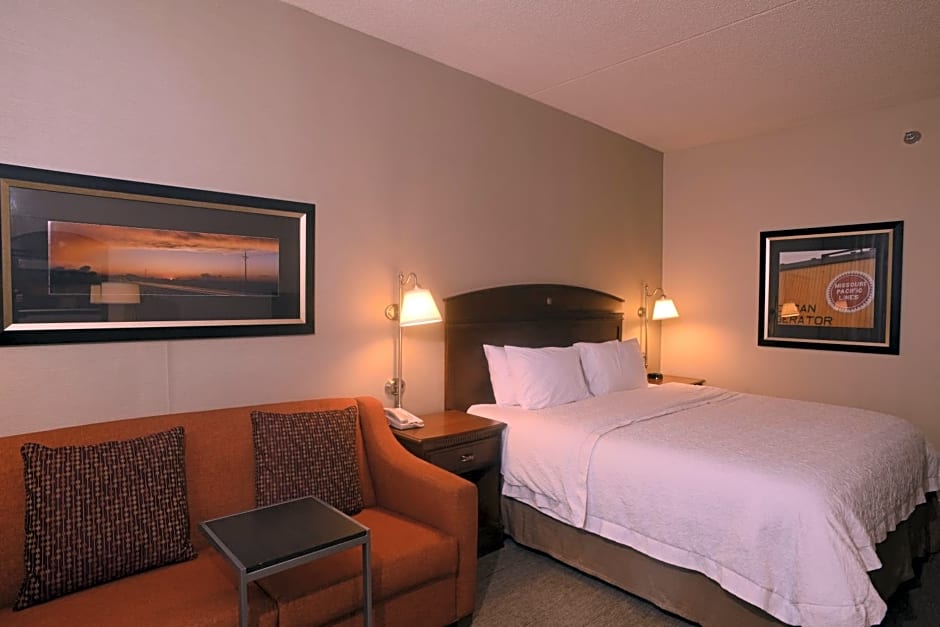 Hampton Inn Springfield-South