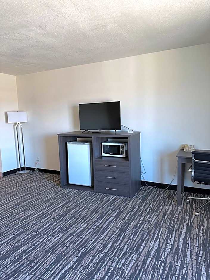 Super 8 by Wyndham Grand Island South