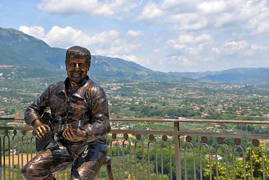 Ostello della Gioventù Massimo Troisi