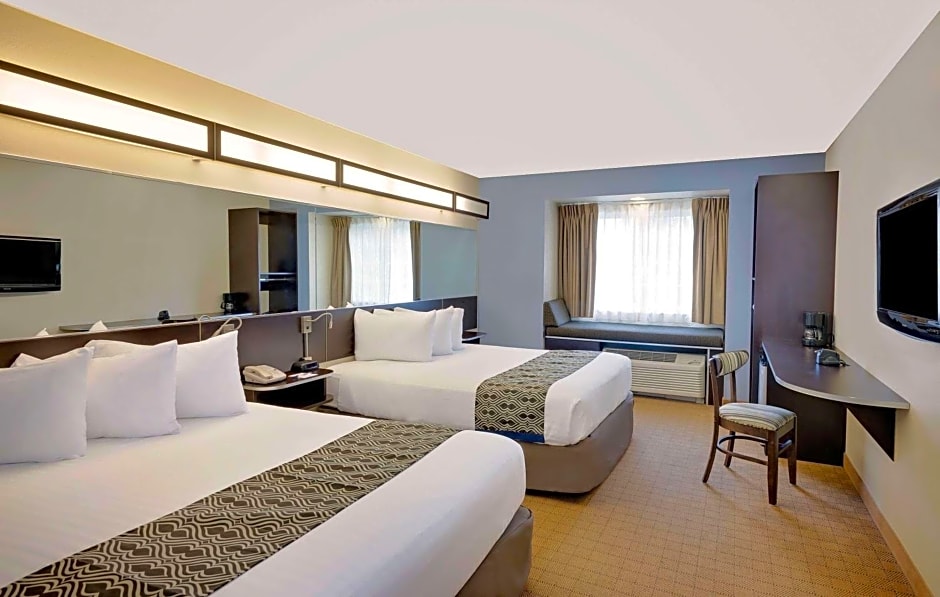 Microtel Inn and Suites by Wyndham - Geneva