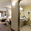 Portland Inn & Suites