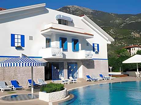 Monta Verde Hotel & Villas