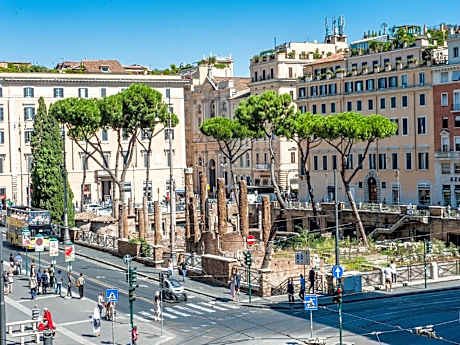 Lh Royal Suites Terrace