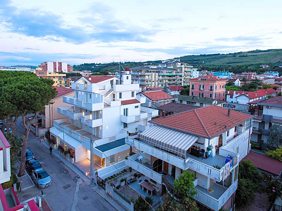 Manè Boutique Hotel