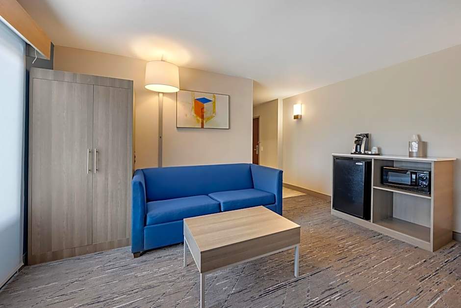 Holiday Inn Express White House By IHG
