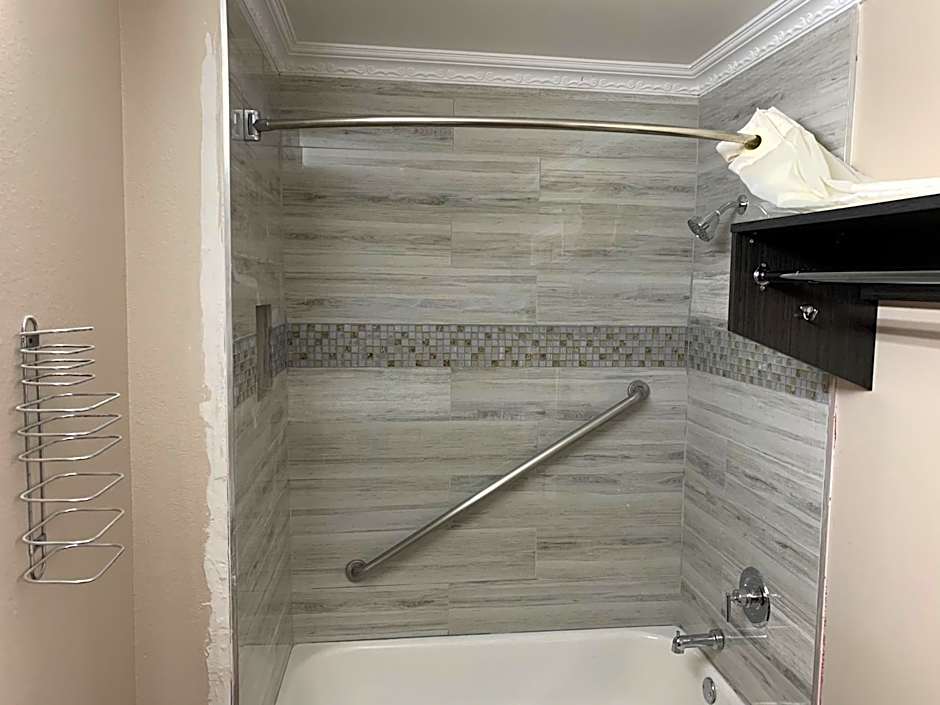 SouthTown S.A. Inn