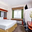Days Inn by Wyndham near Kansas Speedway