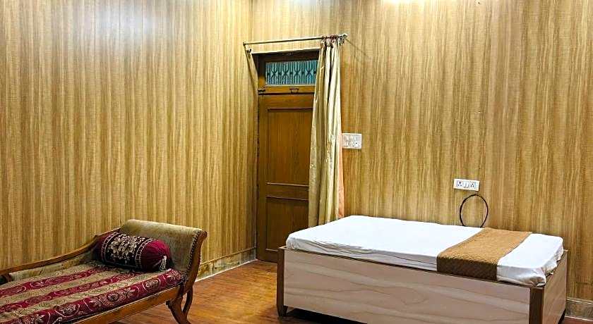 OYO 37727 Yugantar Stay House – Allahabad, MD