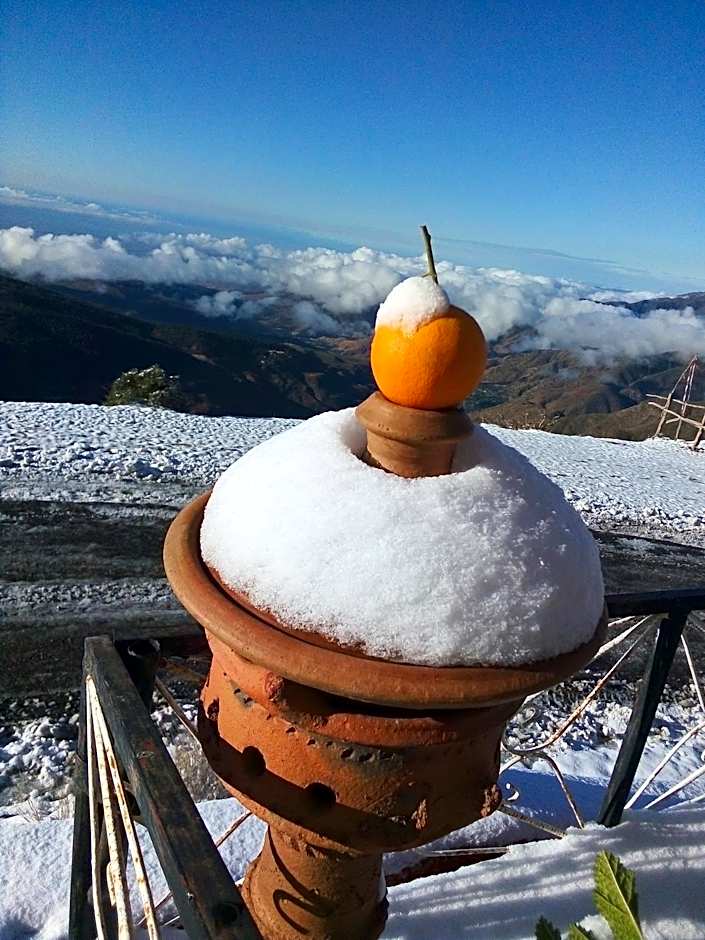 Tizi N Test LA BELLE VUE HOTEL Cafe Restaurant 2100M alt