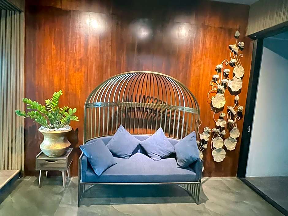 The Bedrooms Maeklong and Services Apartment