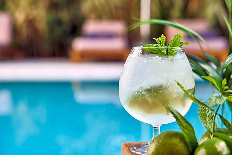 Adorno Beach Hotel and Suites