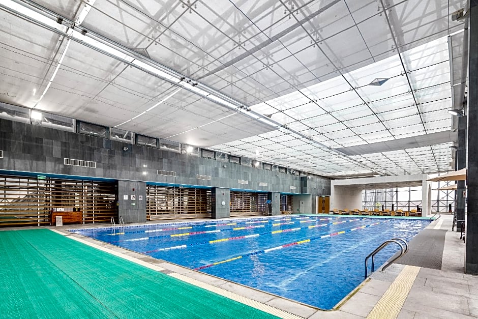 Rezen Hotel Tianjin Binhai