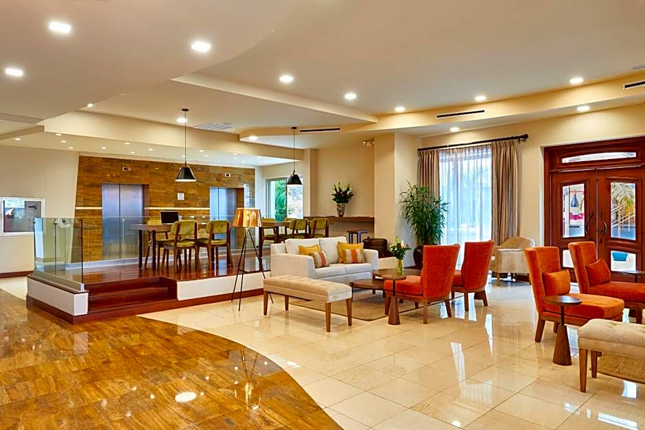 Photo 1 of 23 of Suites las Palmas, Hotel & Apartments.