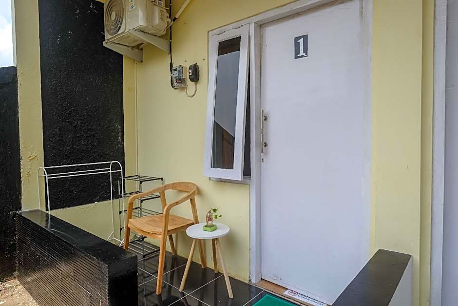 RedDoorz near RS Permata Medika Ngaliyan Semarang