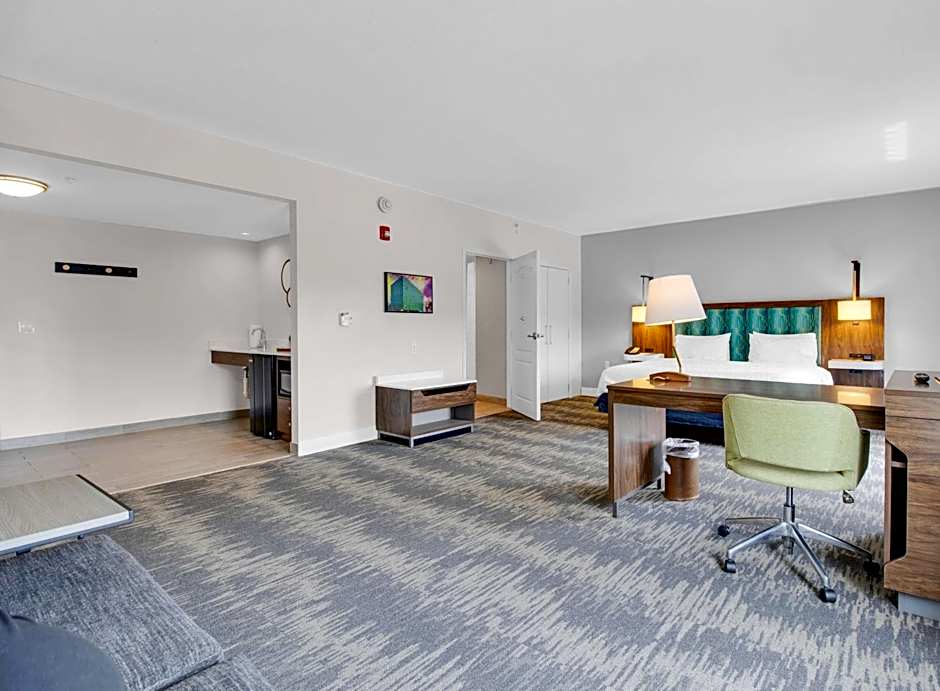 Hampton Inn By Hilton & Suites Sarasota/Bradenton-Airport