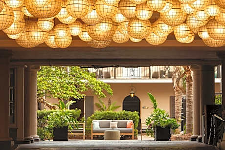 Hotel De La Poste - French Quarter, A Renaissance Hotel