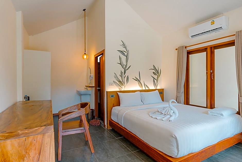 Photo 1 of 9 of 1 King Bed Bungalow