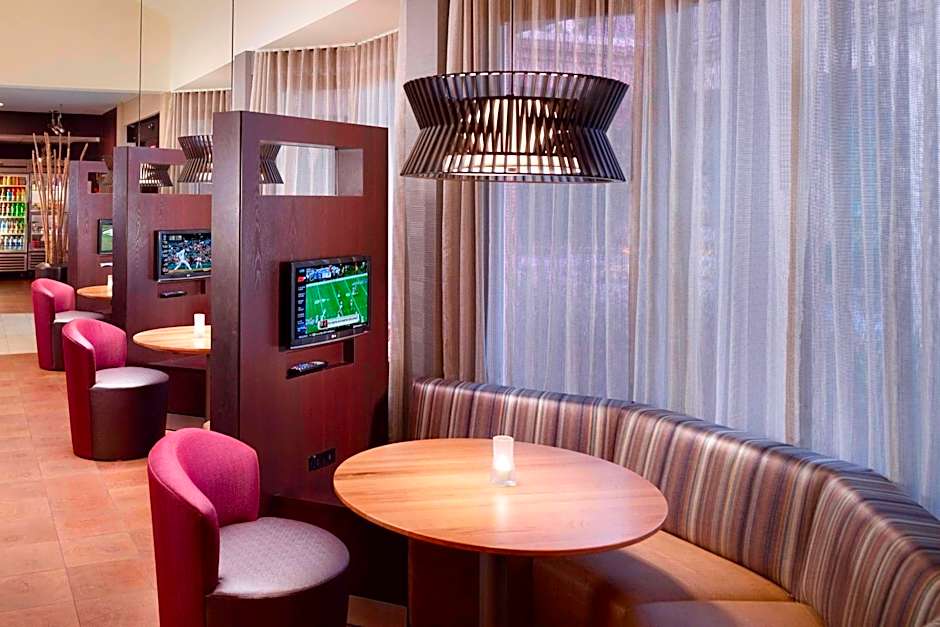 Courtyard by Marriott Atlanta Airport South/Sullivan Road