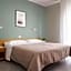 Hotel Junior by OasiGroup Hotels