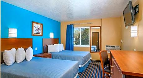 Double Room with Two Double Beds - Non-Smoking
