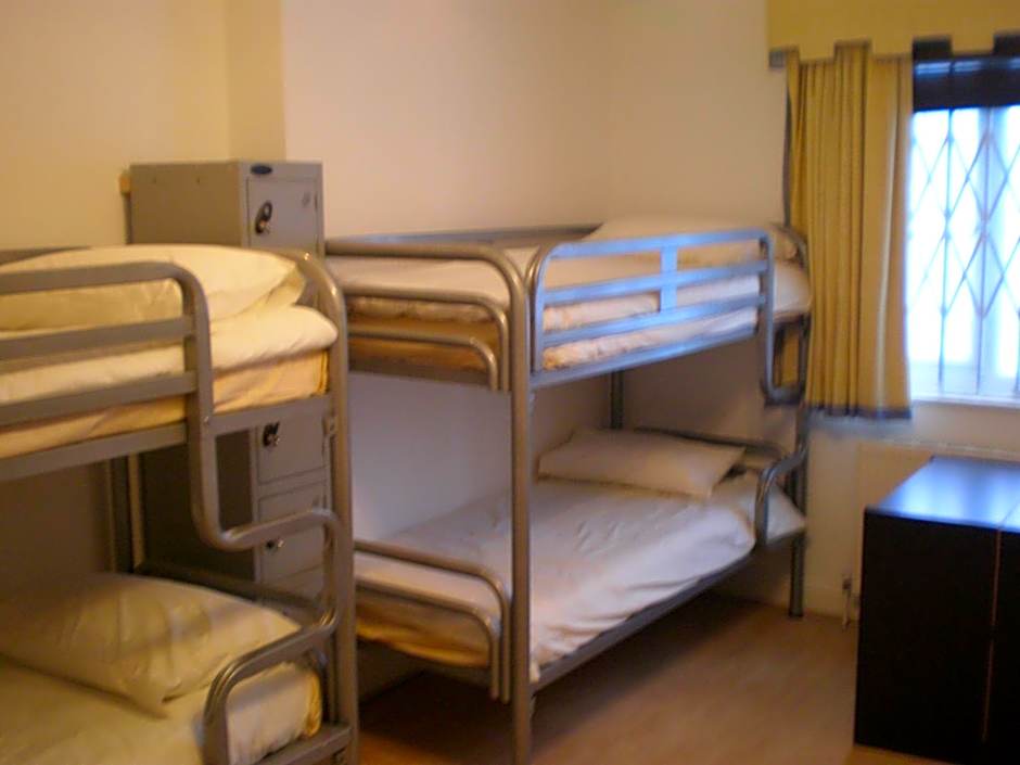 365 London Hostel