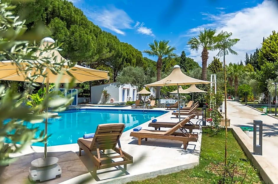 Risus Garden Marina Hotel