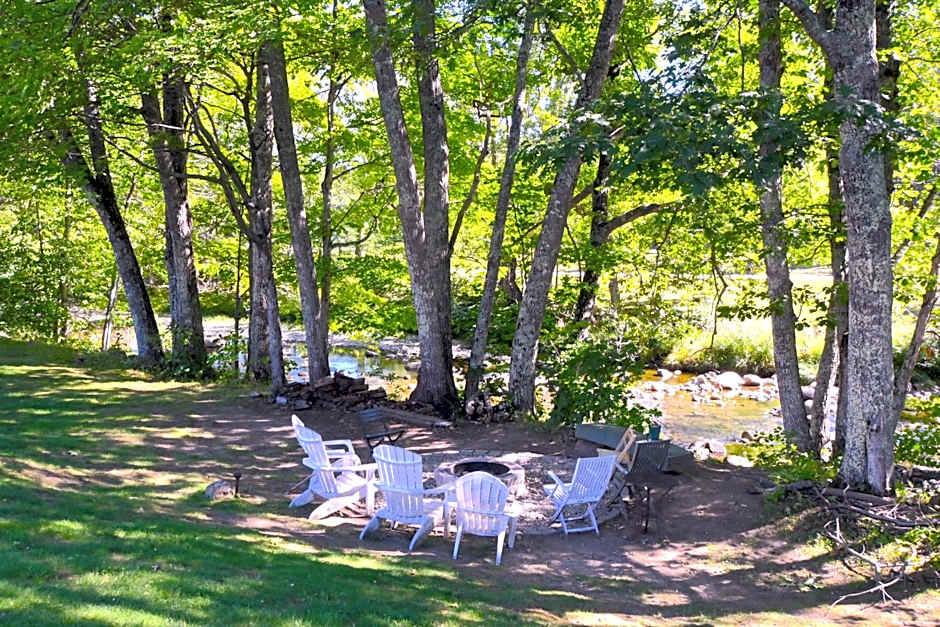 The Lodge at Jackson Village