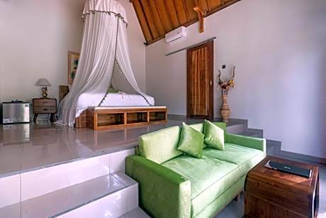 Suite with Jungle View