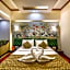 Hotel Saffron Leaf