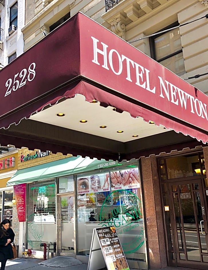 Hotel Newton (CLOSED) – New York, NY