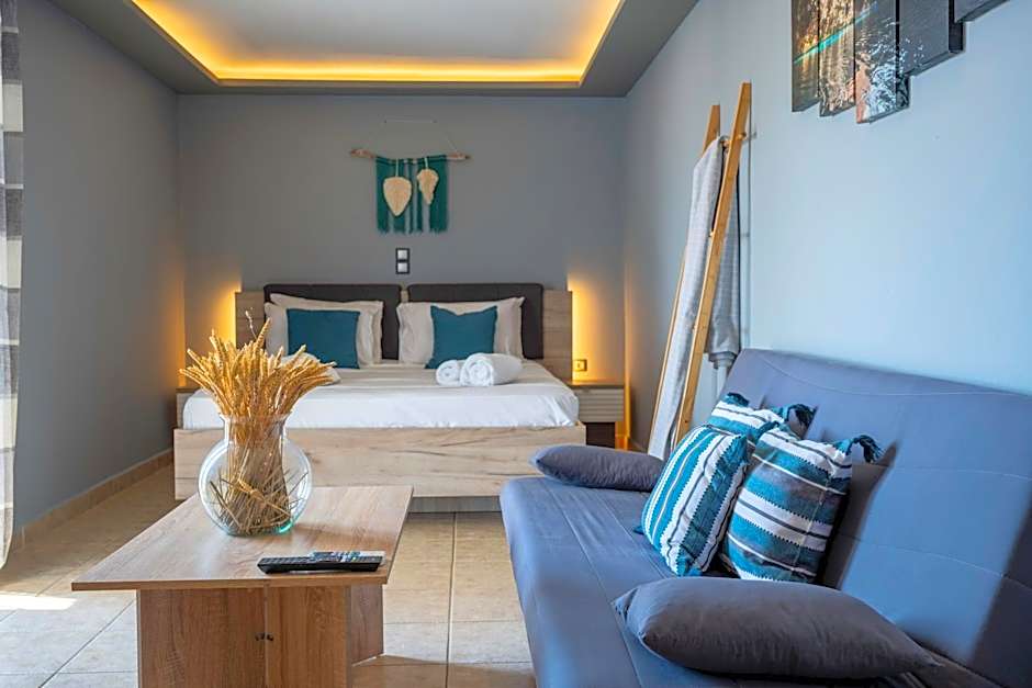 Helen's Studios & Apartments