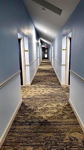 Econo Lodge Inn & Suites Carrollton - Smithfield