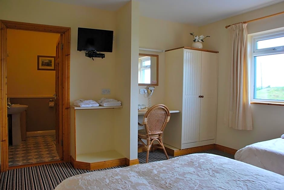 Kemar House post code F26RR28