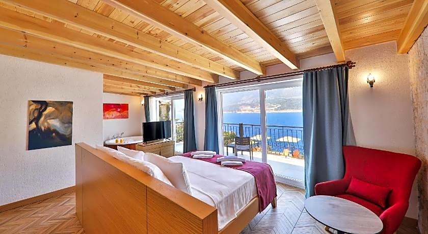 Atalante Hotel