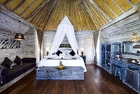 Deluxe Double Room with Garden View