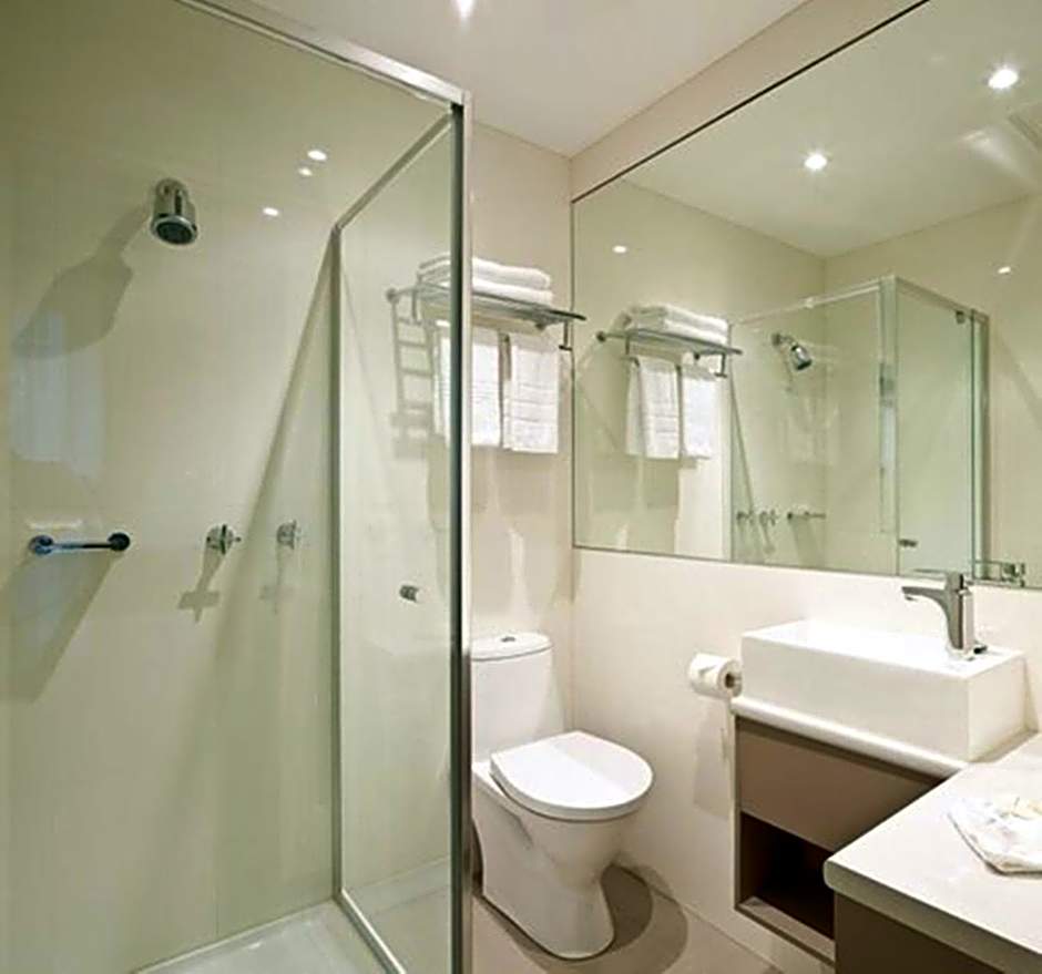 BEST WESTERN PLUS Travel Inn