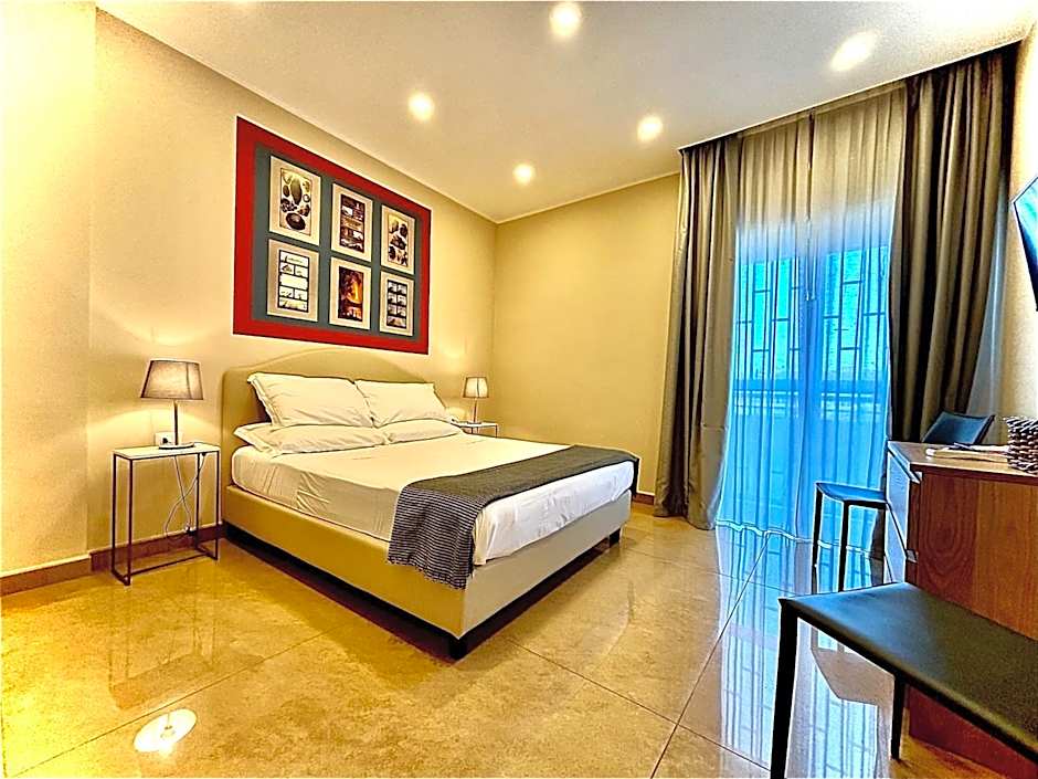 MDC LUXURY ROOMS NAPLES