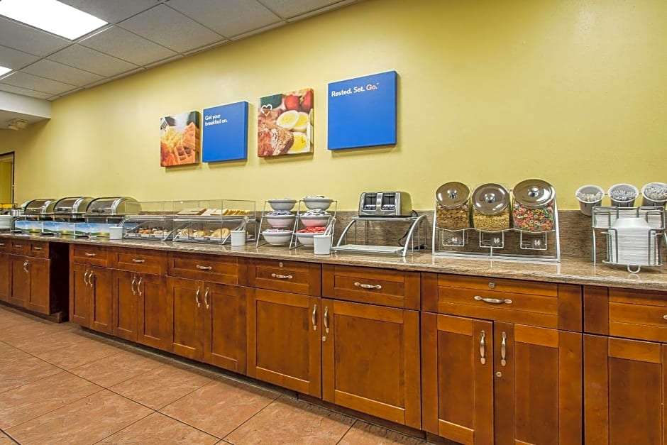 Comfort Inn & Suites Kissimmee By the Parks