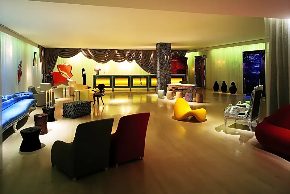 Sanderson London