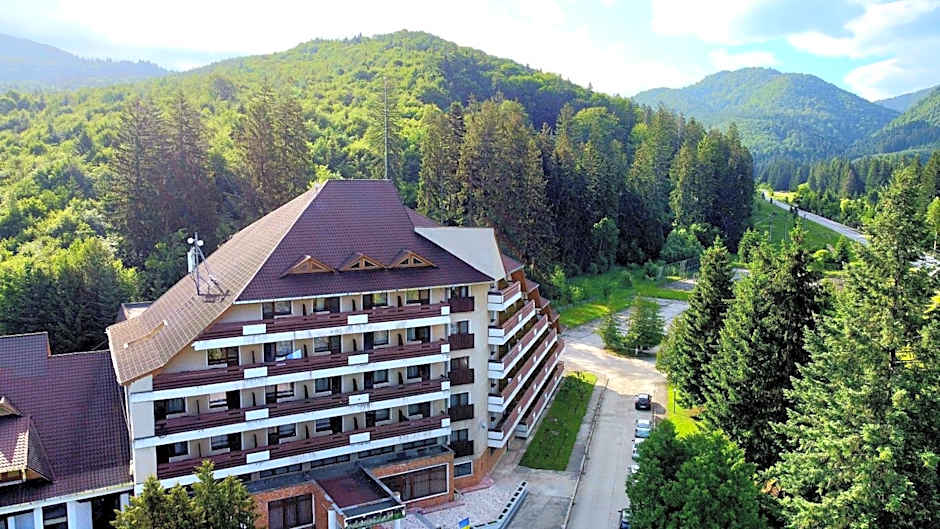 Hotel Bradul - Covasna