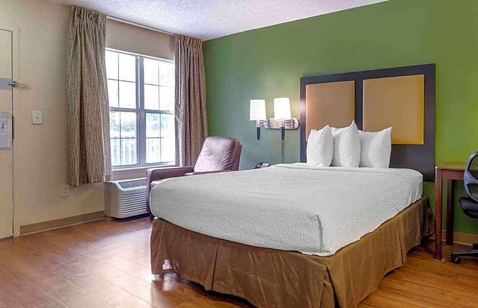Extended Stay America Select Suites - Raleigh - RDU Airport