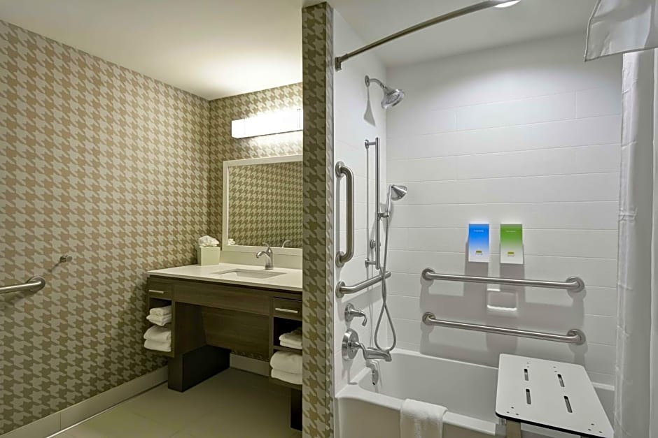 Home2 Suites By Hilton Plymouth Minneapolis