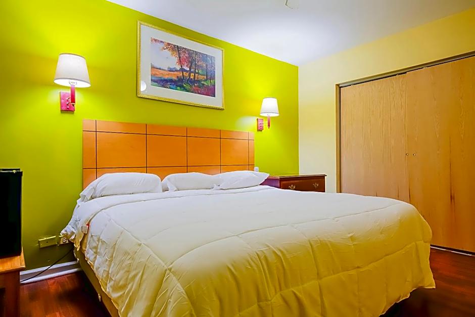Hotel O Markham IL near Harvey/Tinley Park