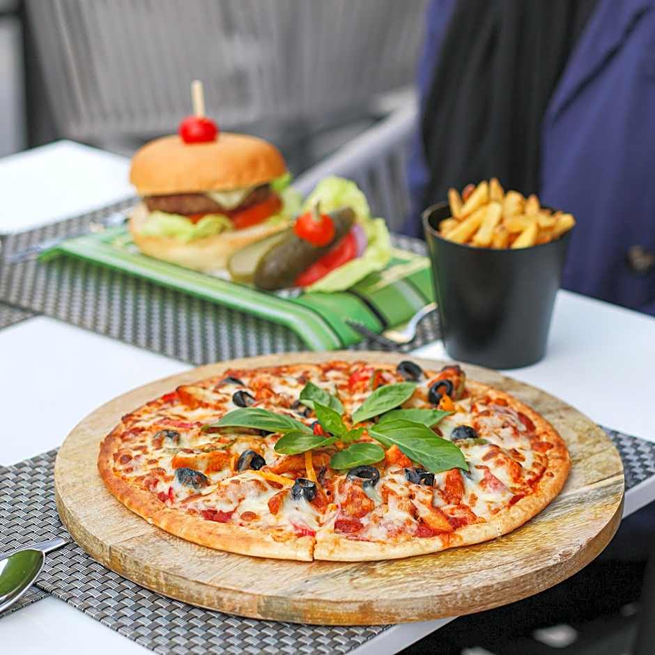 Majestic Arjaan by Rotana - Manama