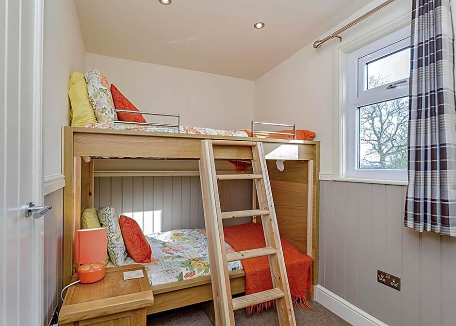 Pickering Lodges