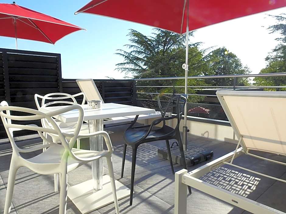 Logis Hotel Relais Saint Jacques - Châteauroux