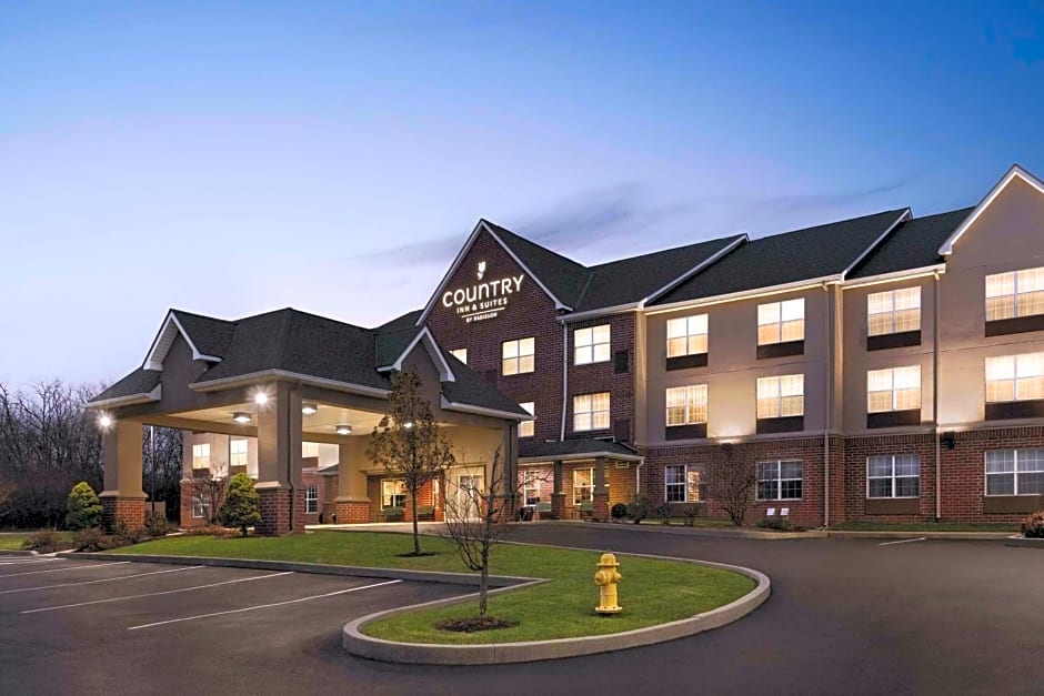 Country Inn & Suites by Radisson, Fairborn South, OH