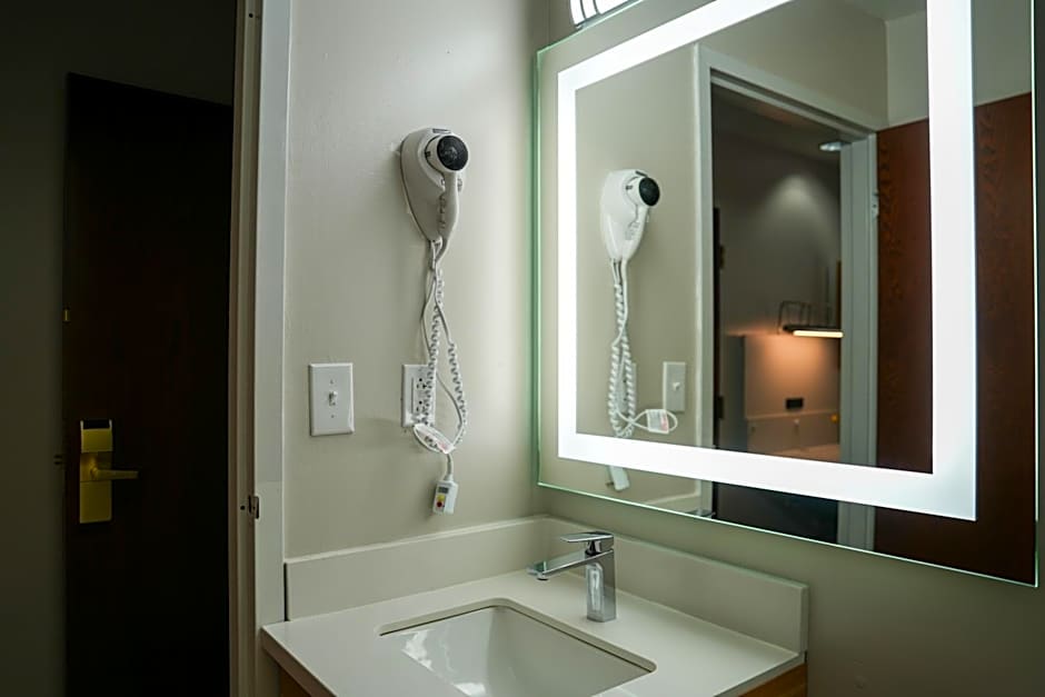 Microtel Inn & Suites by Wyndham Hagerstown by I-81