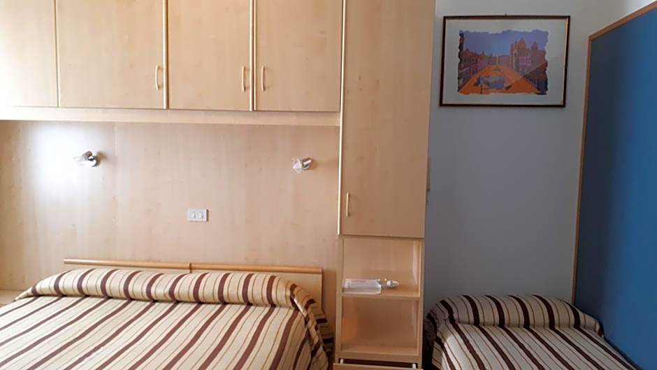 Hotel Villa Dina